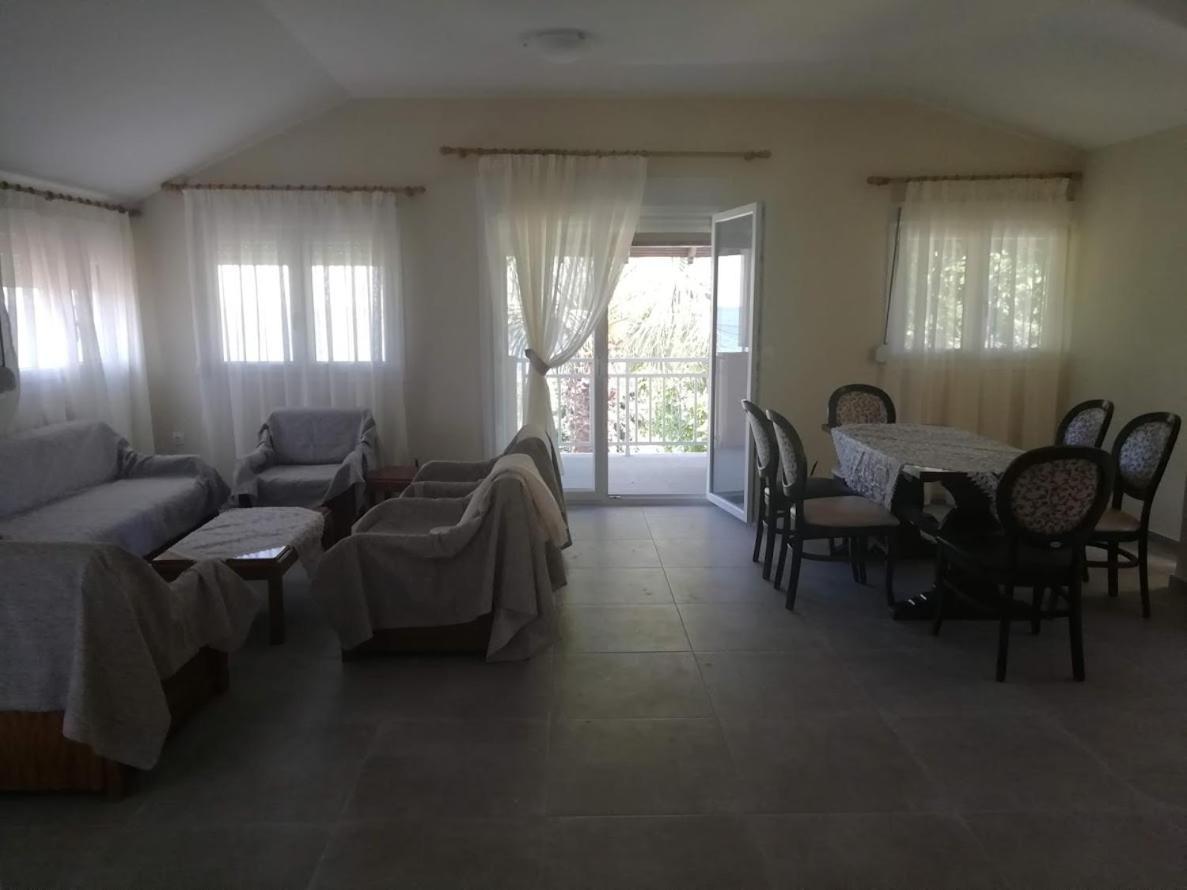 Villa Fotis View Paralía Skotínis Bagian luar foto