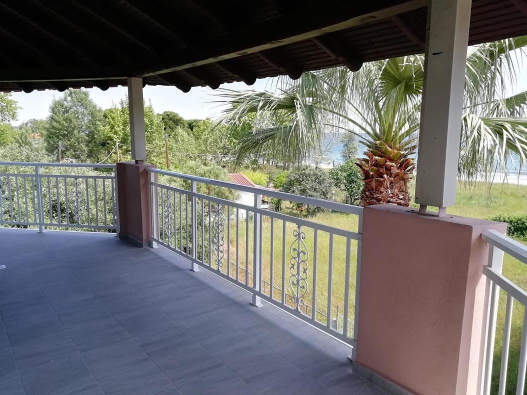 Villa Fotis View Paralía Skotínis Bagian luar foto